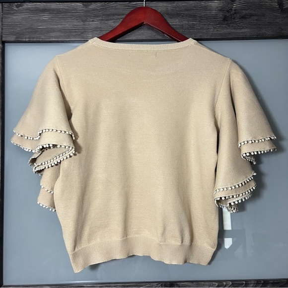 Strut & Bolt Tan Dramatic Statement Ruffle Sleeve Top Women's L Mob Wife - Picture 5 of 13